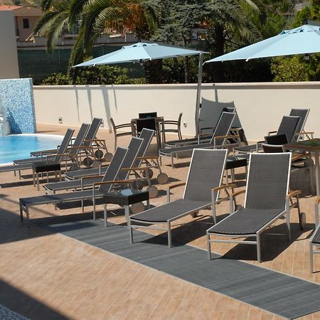 Residence Costa Smeralda Grottammare Buitenkant foto