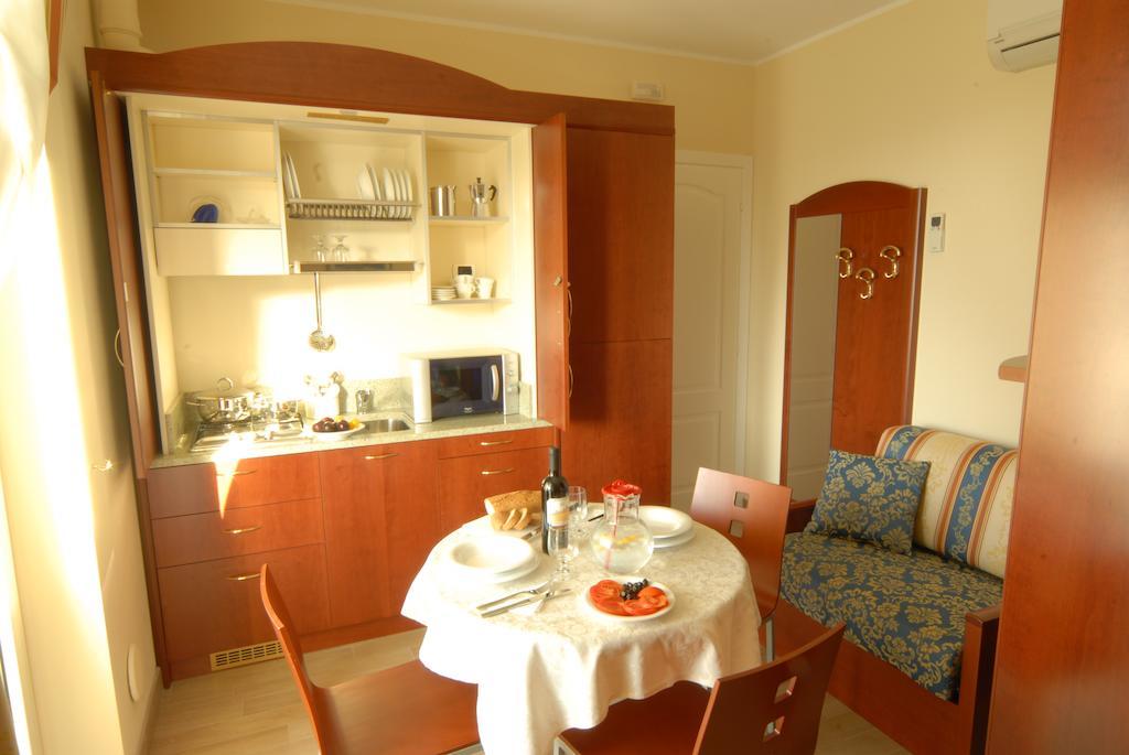 Residence Costa Smeralda Grottammare Kamer foto