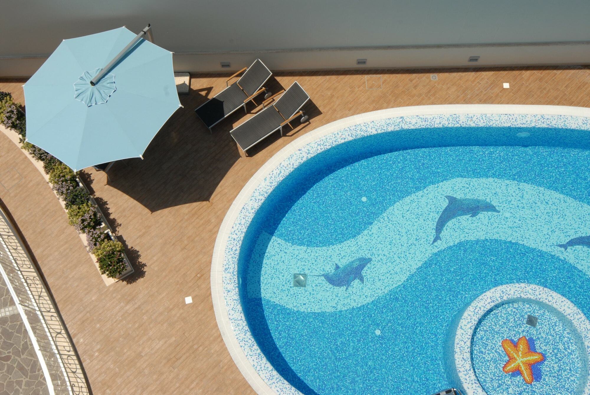 Residence Costa Smeralda Grottammare Buitenkant foto